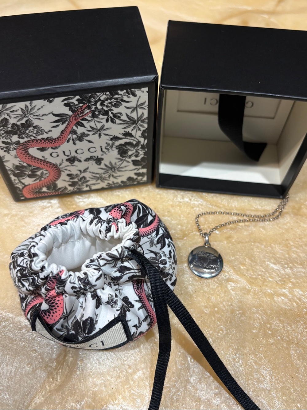 Gucci RARE  925 necklace tiger/blind for love🔥🔥